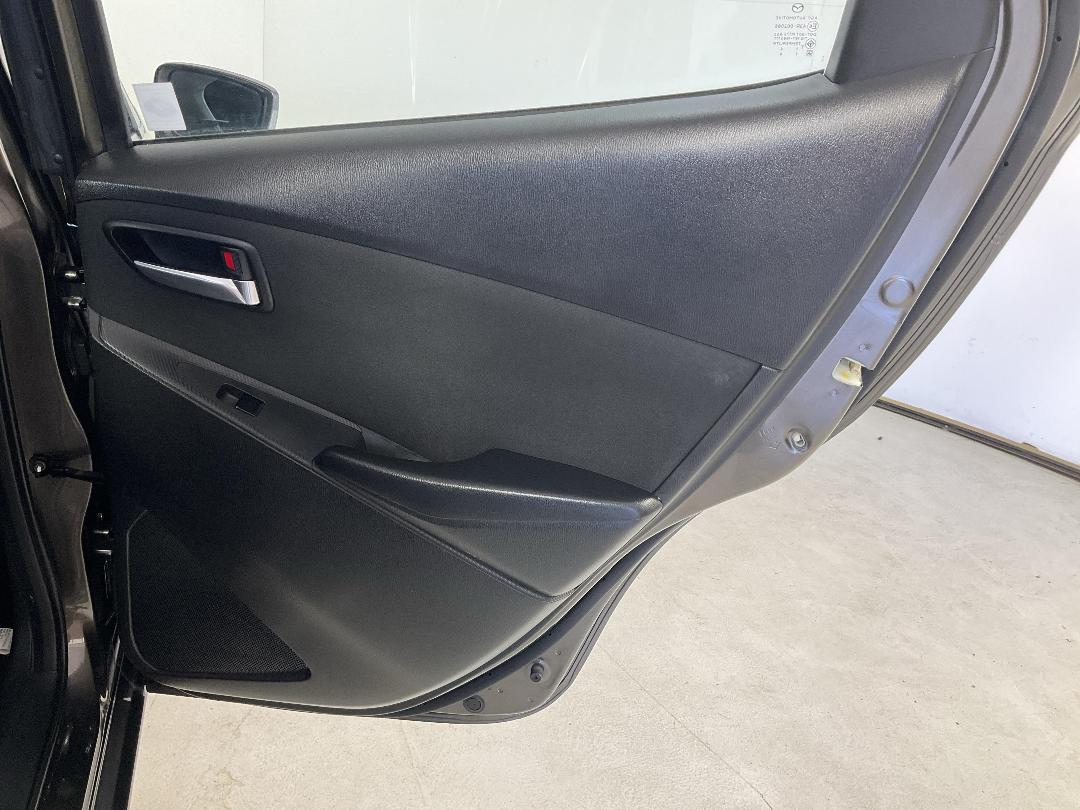 Photo '19' of Mazda Mazda2