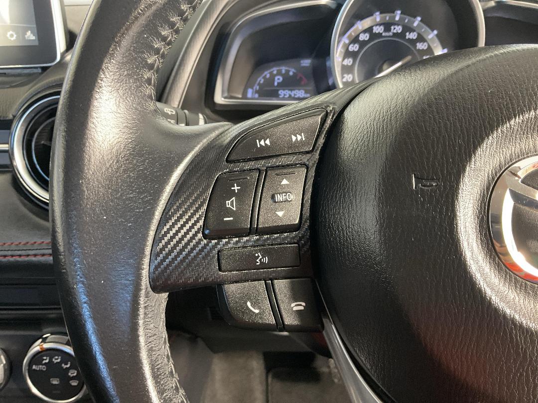 Photo '26' of Mazda Mazda2