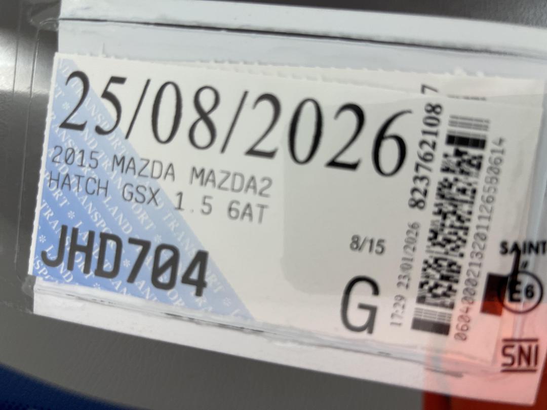 Photo '24' of Mazda Mazda2