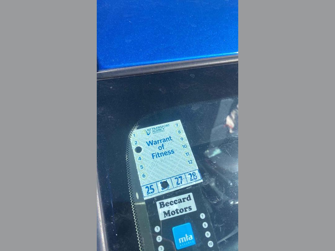 Photo '6' of Mazda Mazda2 GLX