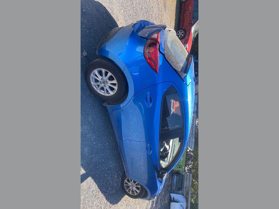 Photo '21' of Mazda Mazda2 GLX