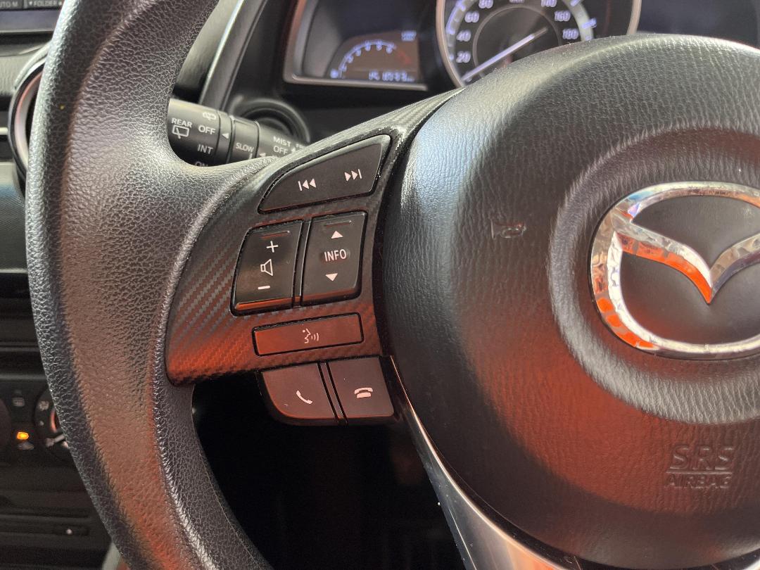 Photo '24' of Mazda Mazda2 Photo '24' of Mazda Mazda2