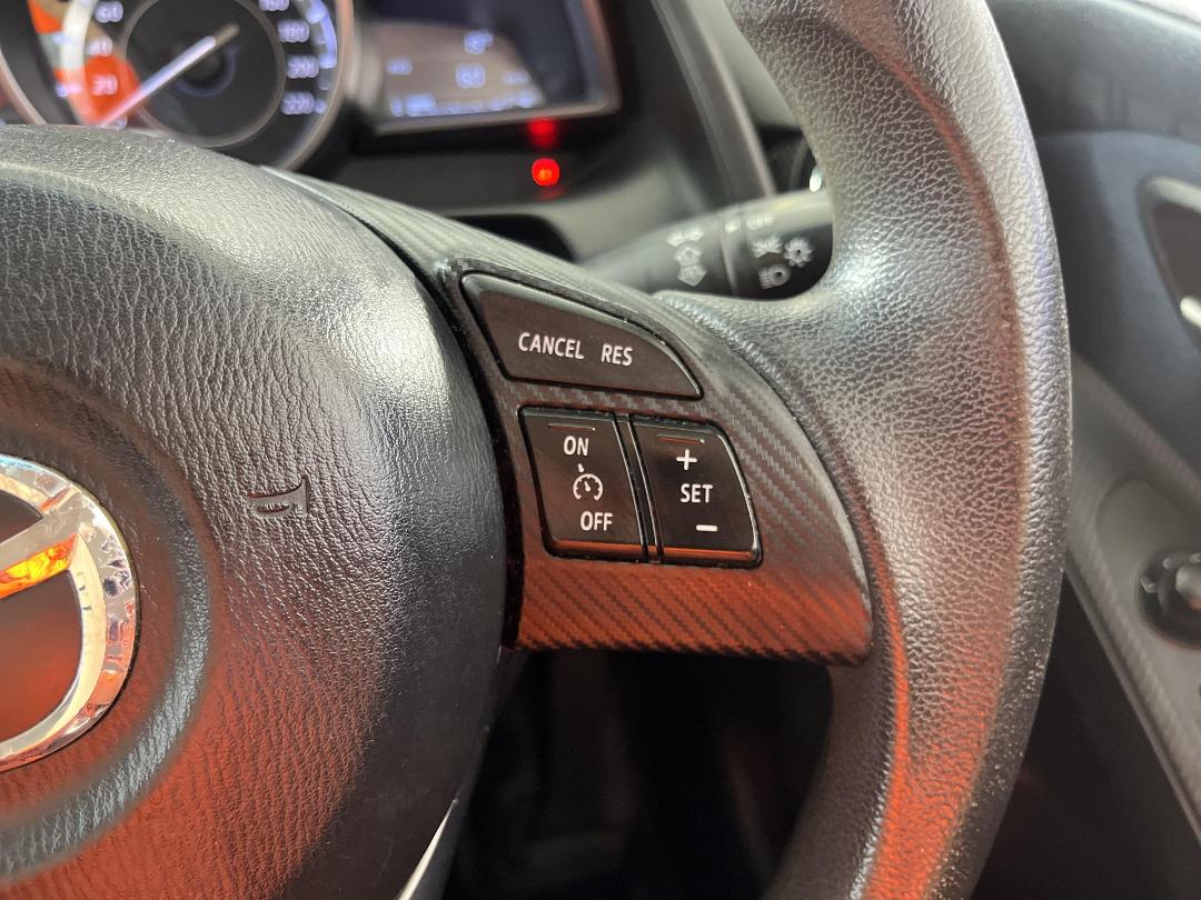 Photo '25' of Mazda Mazda2 Photo '25' of Mazda Mazda2