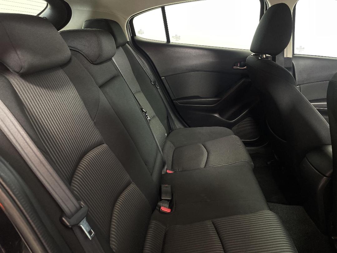 Photo '20' of Mazda Mazda3 Photo '20' of Mazda Mazda3