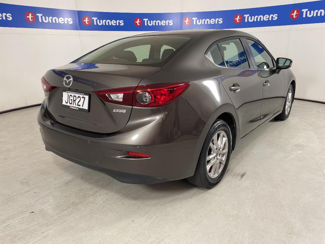 Photo '7' of Mazda Mazda3 Photo '7' of Mazda Mazda3