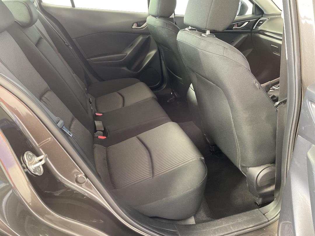 Photo '20' of Mazda Mazda3 Photo '20' of Mazda Mazda3