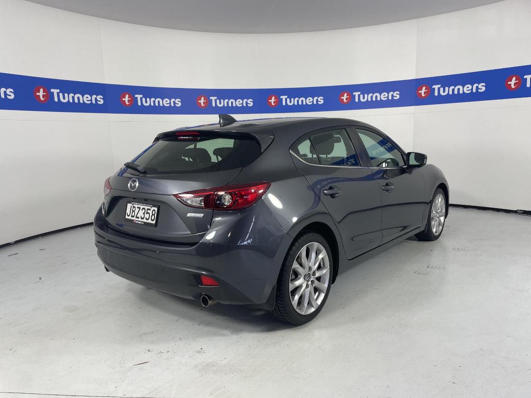 Photo '7' of Mazda Mazda3