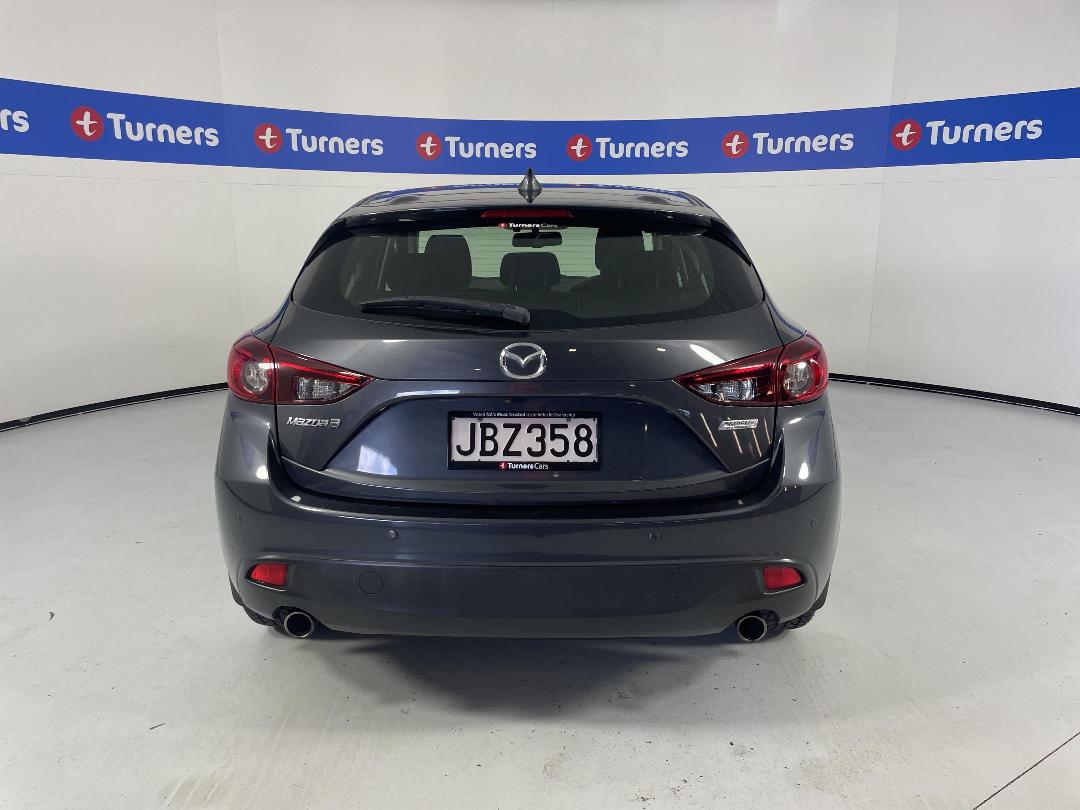 Photo '6' of Mazda Mazda3