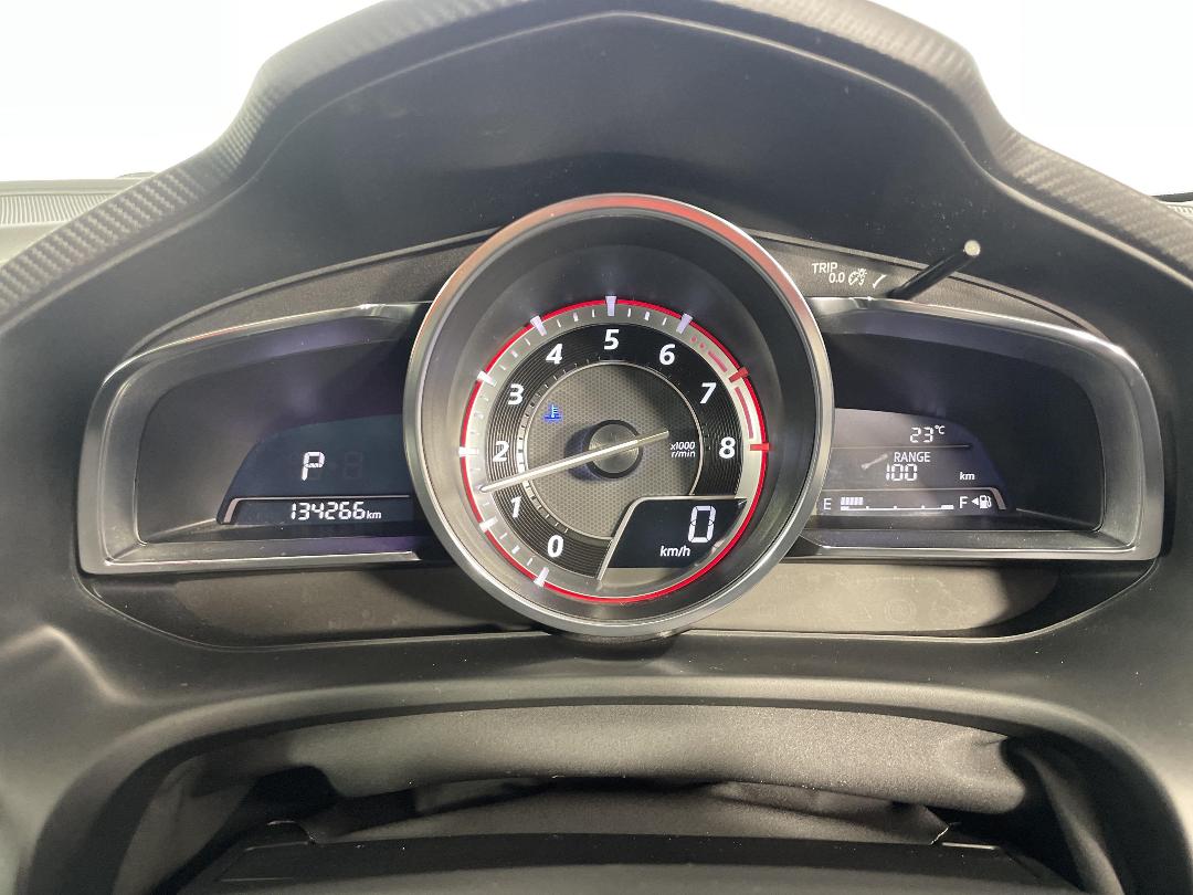 Photo '21' of Mazda Mazda3