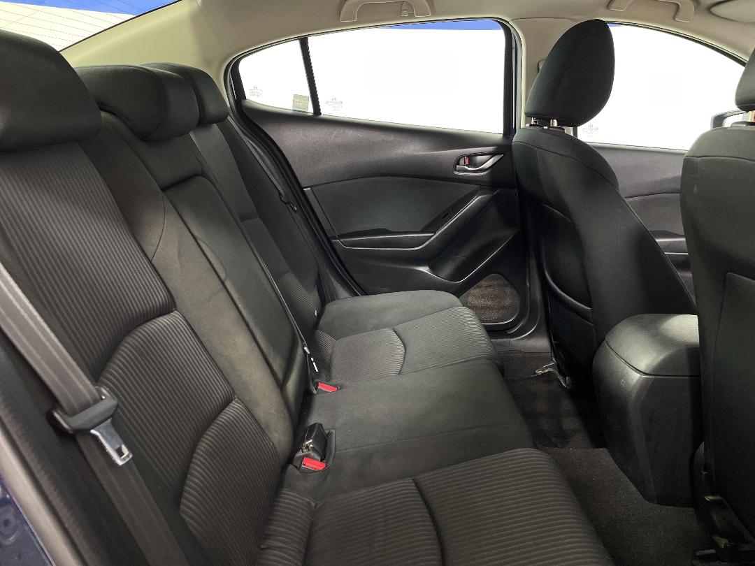 Photo '20' of Mazda Mazda3 Photo '20' of Mazda Mazda3