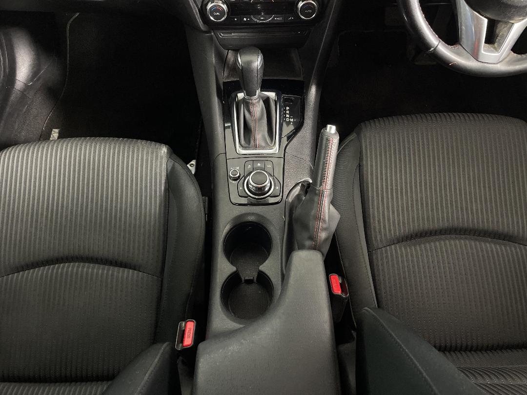 Photo '18' of Mazda Mazda3 Photo '18' of Mazda Mazda3