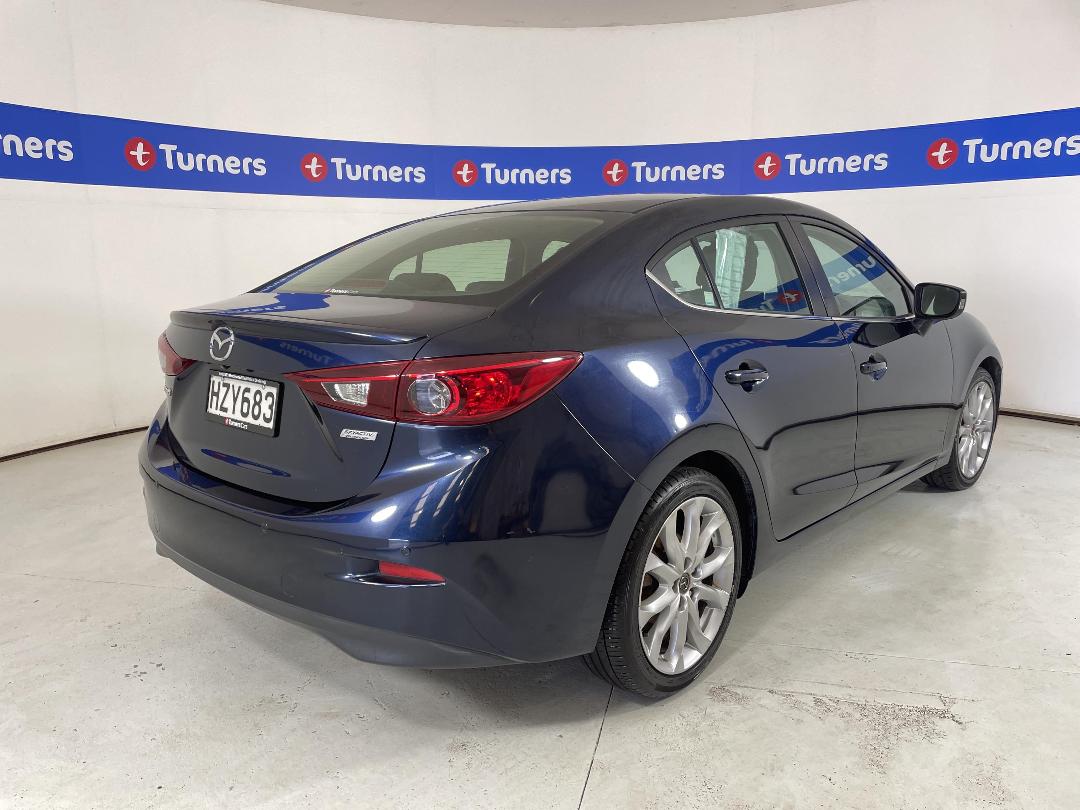 Photo '7' of Mazda Mazda3