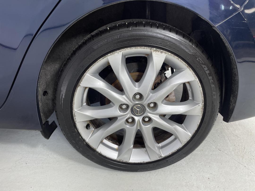 Photo '11' of Mazda Mazda3