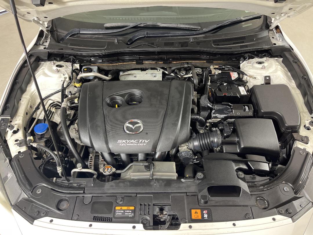 Photo '13' of Mazda Mazda3