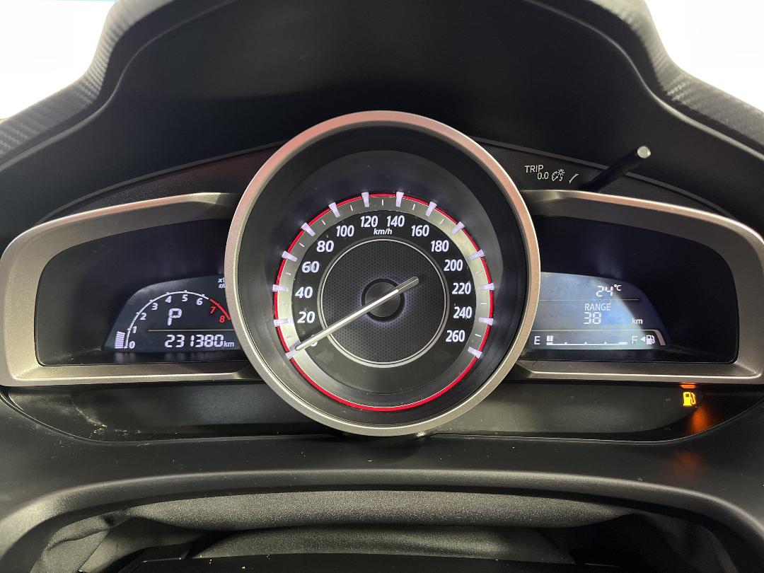 Photo '21' of Mazda Mazda3