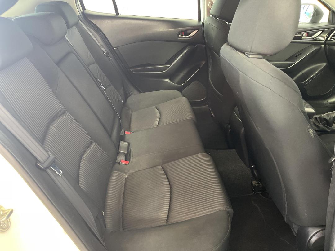 Photo '20' of Mazda Mazda3