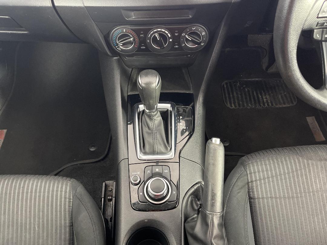 Photo '18' of Mazda Mazda3