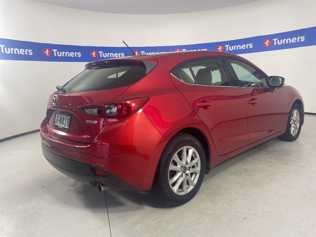 Photo '7' of Mazda Mazda3