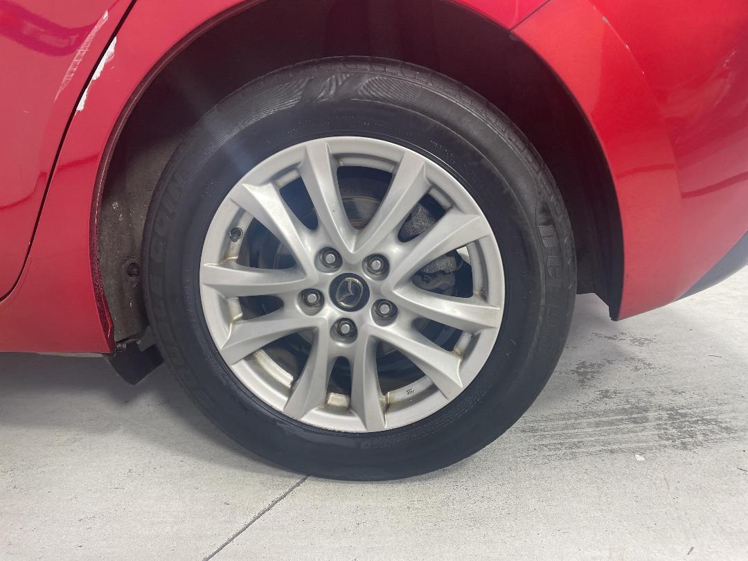 Photo '11' of Mazda Mazda3