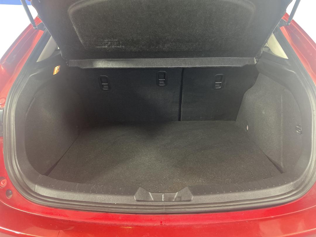 Photo '14' of Mazda Mazda3