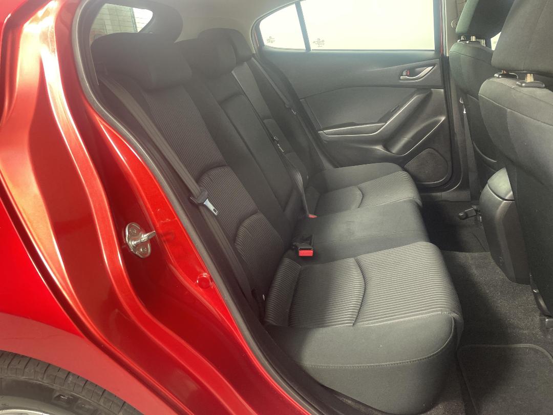 Photo '20' of Mazda Mazda3