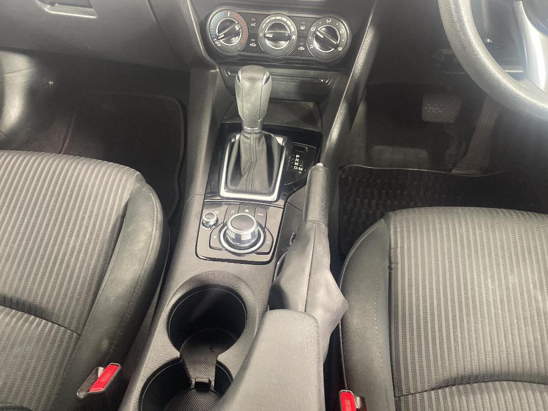 Photo '18' of Mazda Mazda3