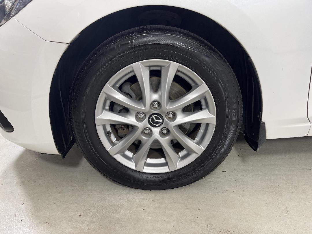 Photo '10' of Mazda Mazda3 Photo '10' of Mazda Mazda3