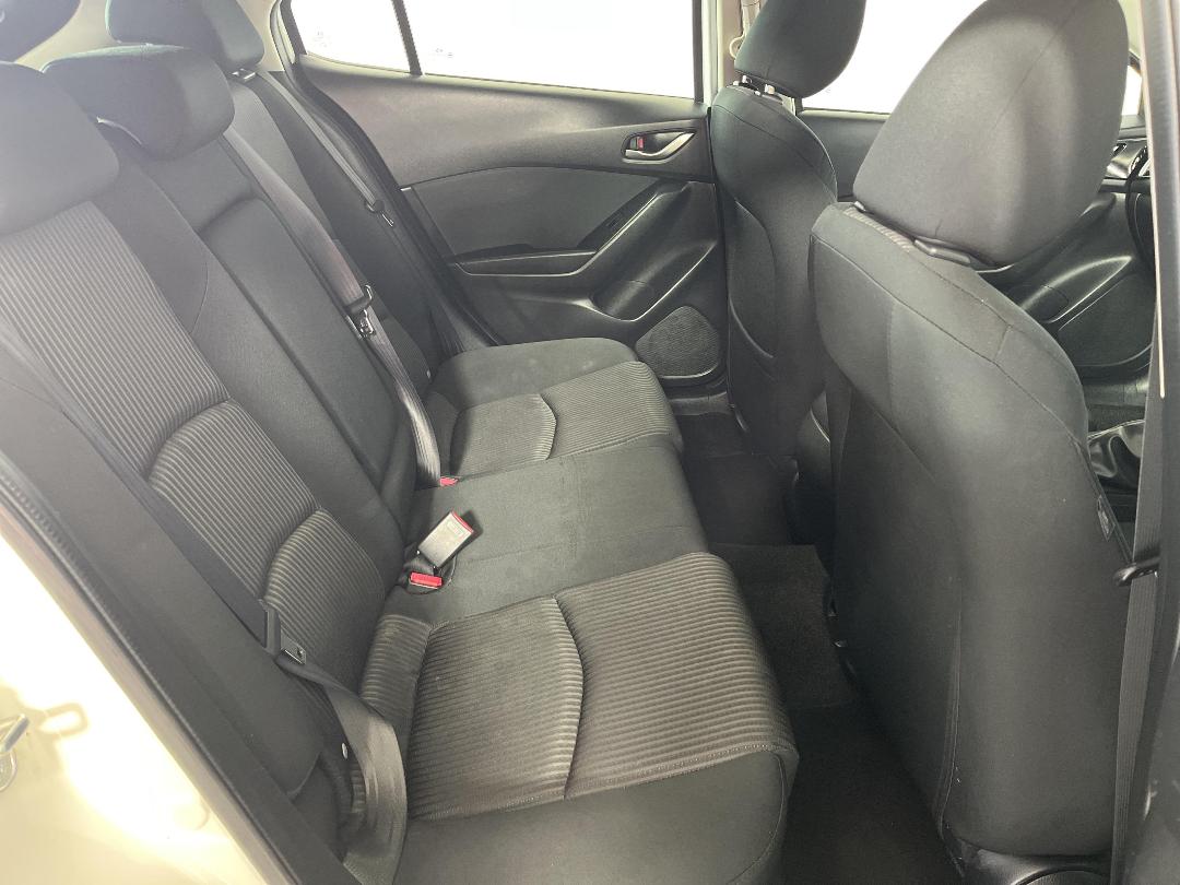 Photo '20' of Mazda Mazda3 Photo '20' of Mazda Mazda3