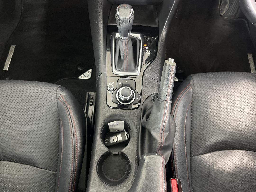 Photo '23' of Mazda Mazda3 Photo '23' of Mazda Mazda3