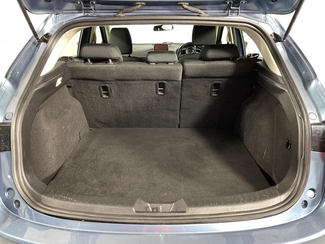 Photo '14' of Mazda Mazda3 Photo '14' of Mazda Mazda3