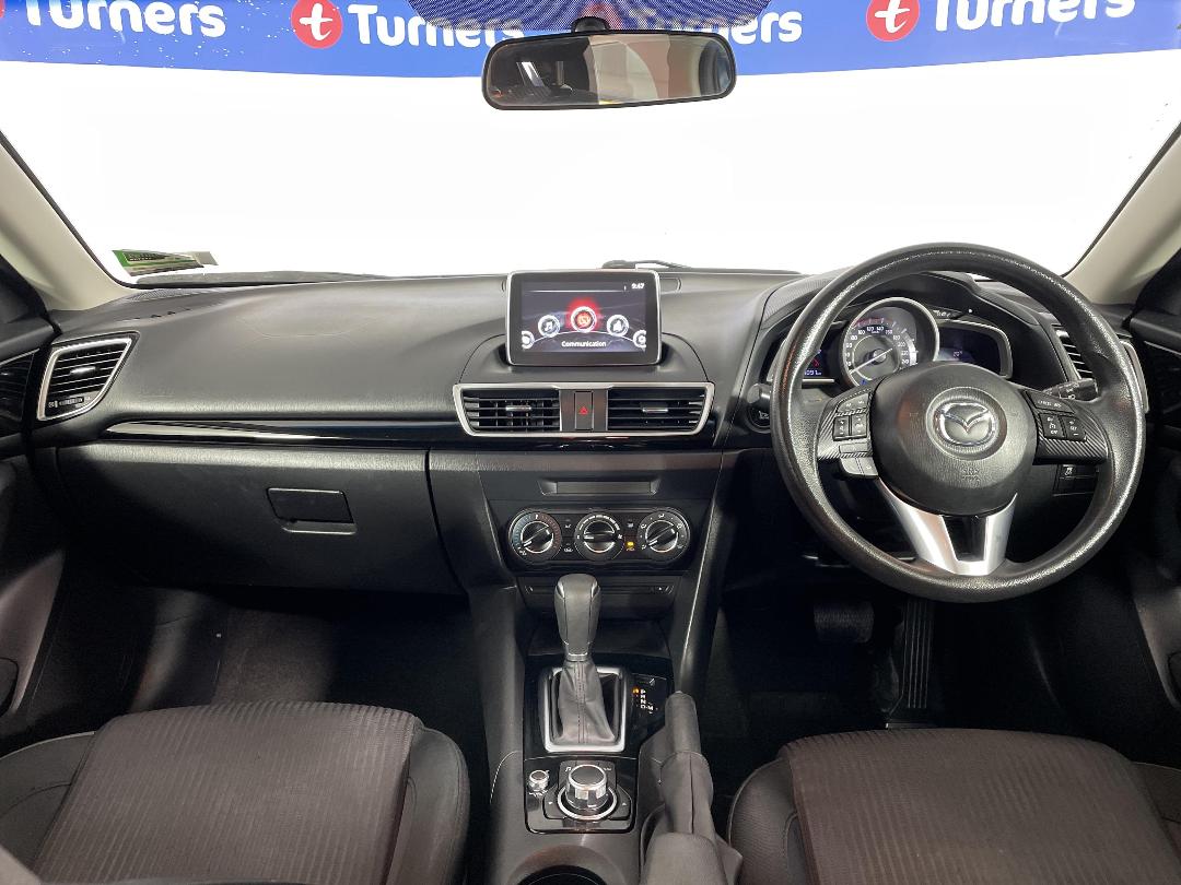 Photo '17' of Mazda Mazda3 Photo '17' of Mazda Mazda3