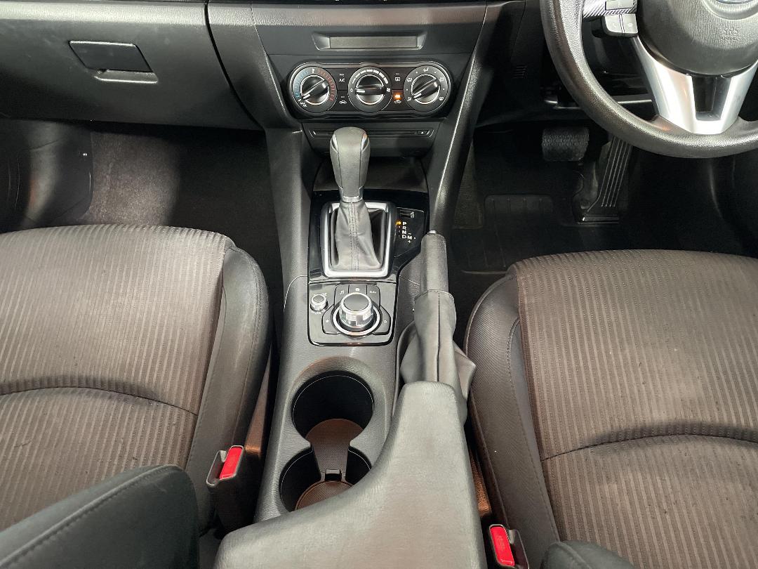 Photo '18' of Mazda Mazda3 Photo '18' of Mazda Mazda3