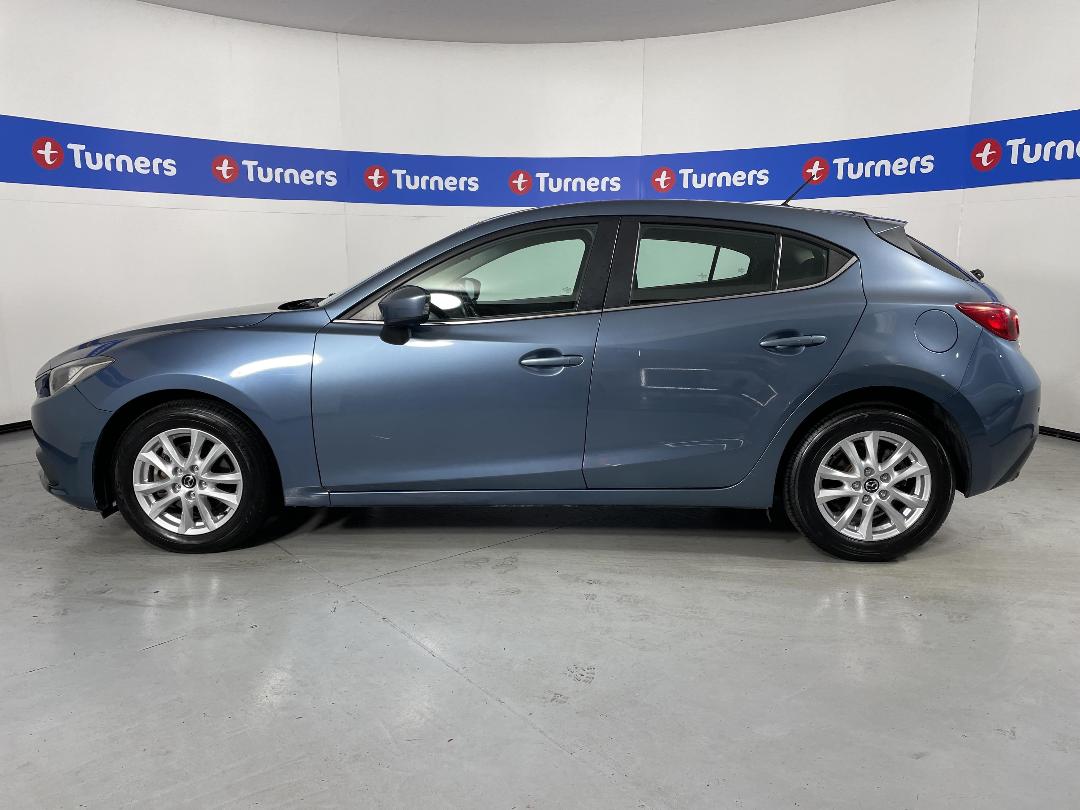 Photo '24' of Mazda Mazda3 Photo '24' of Mazda Mazda3