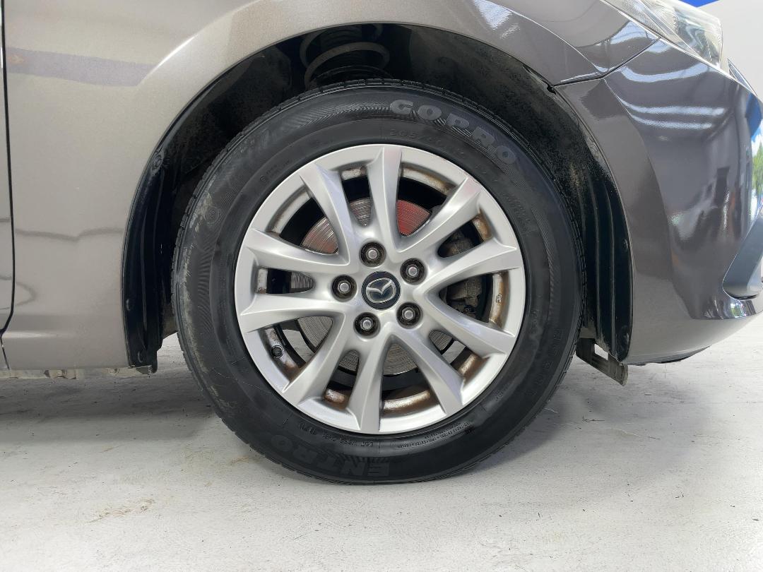 Photo '9' of Mazda Mazda3 Photo '9' of Mazda Mazda3