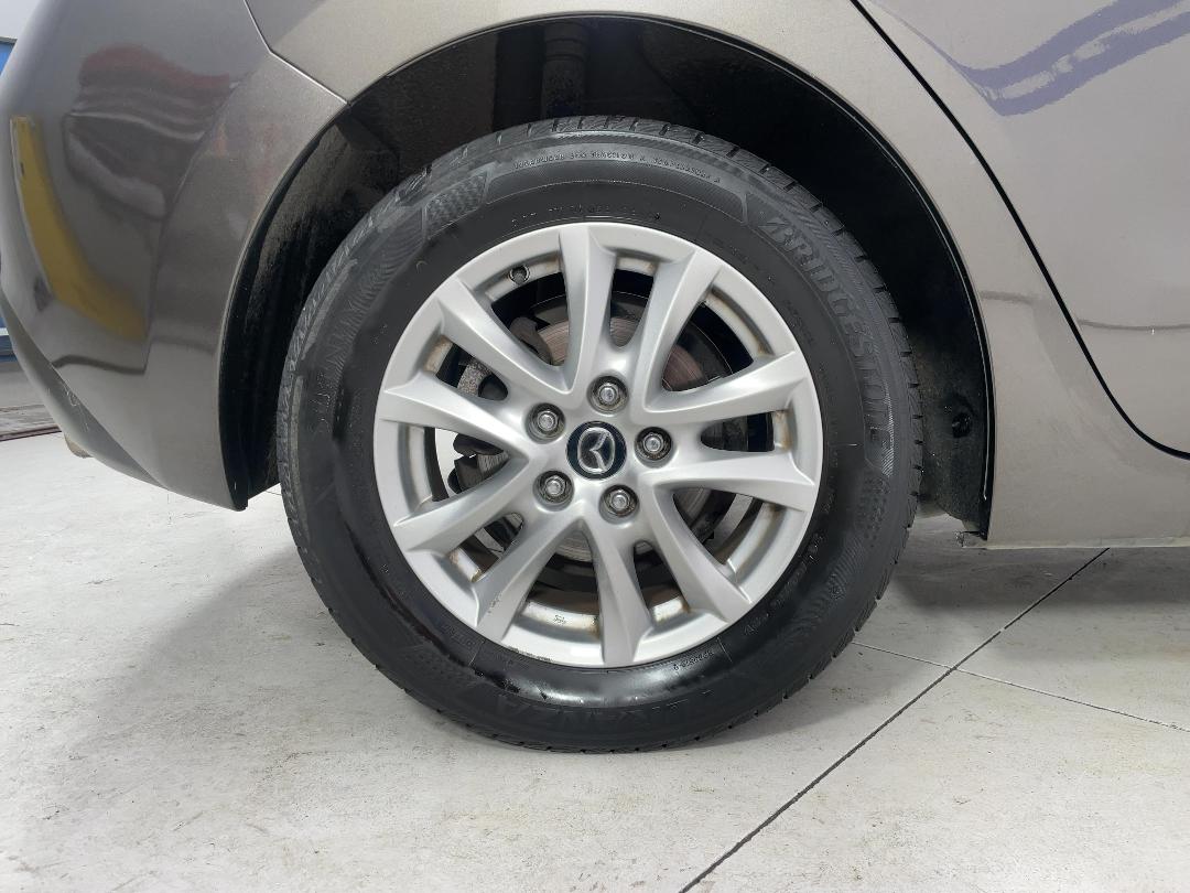 Photo '12' of Mazda Mazda3 Photo '12' of Mazda Mazda3