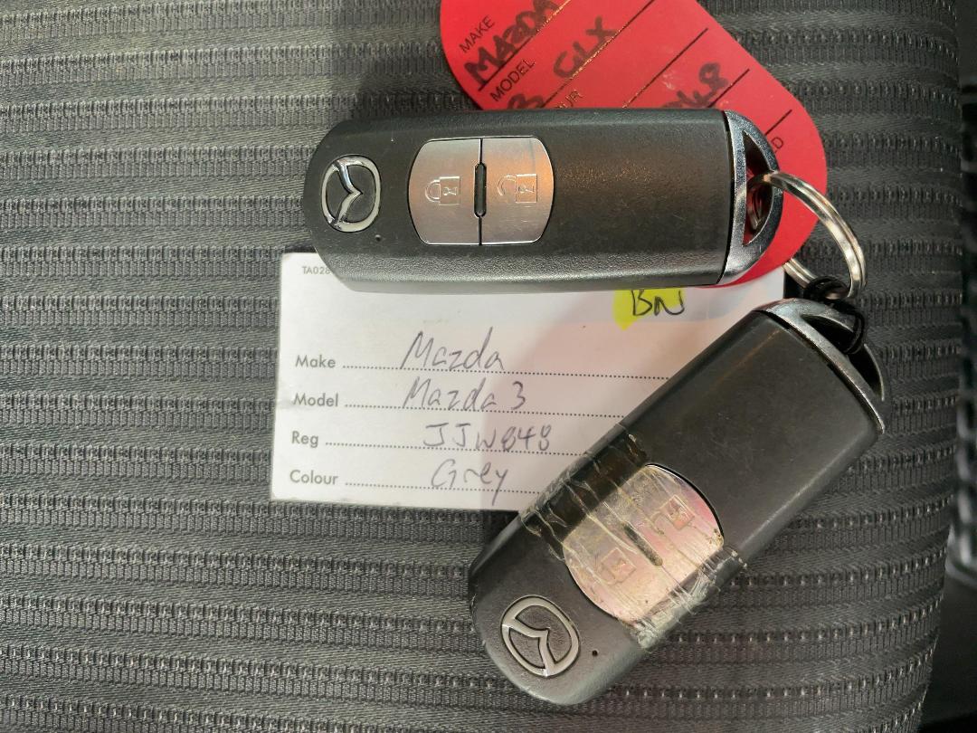 Photo '22' of Mazda Mazda3 Photo '22' of Mazda Mazda3