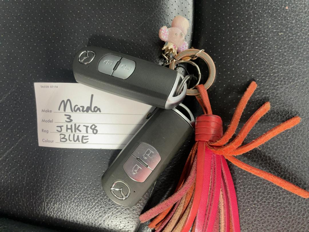 Photo '22' of Mazda Mazda3