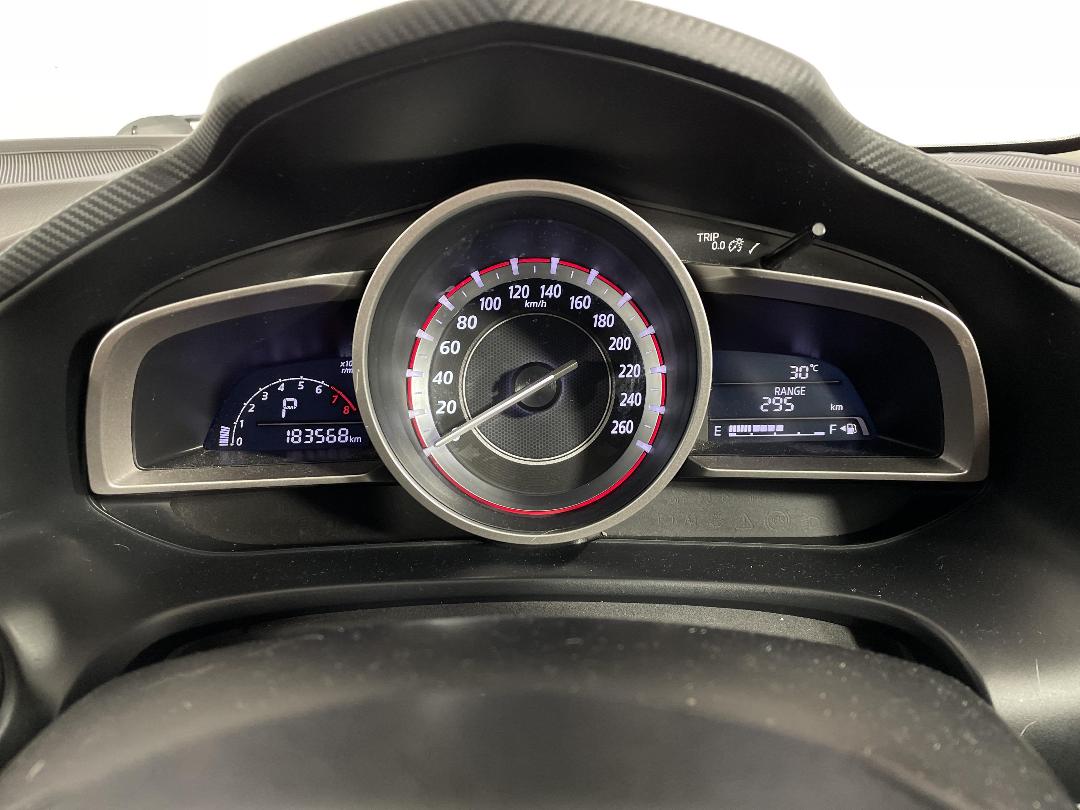 Photo '21' of Mazda Mazda3