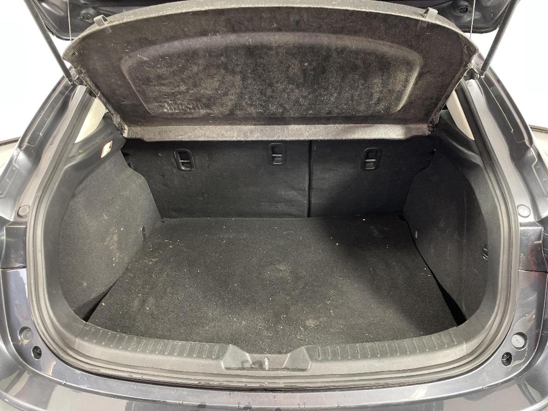 Photo '14' of Mazda Mazda3