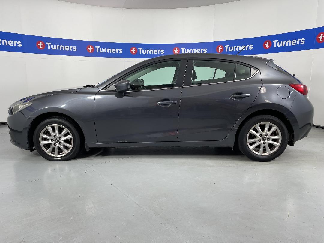 Photo '24' of Mazda Mazda3