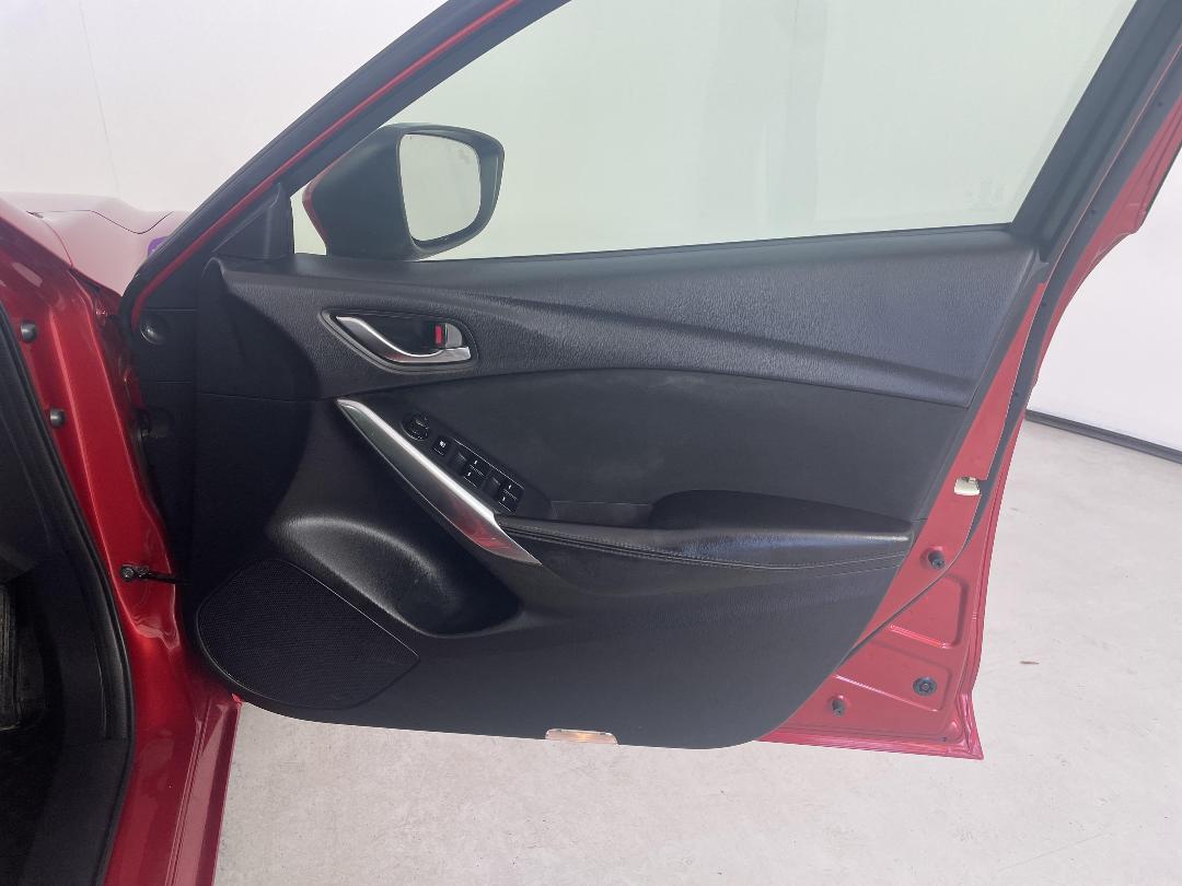 Photo '15' of Mazda Mazda6 Photo '15' of Mazda Mazda6