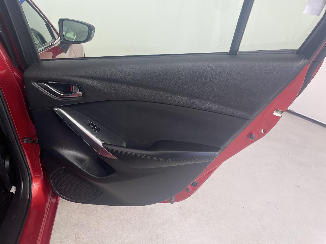 Photo '19' of Mazda Mazda6 Photo '19' of Mazda Mazda6