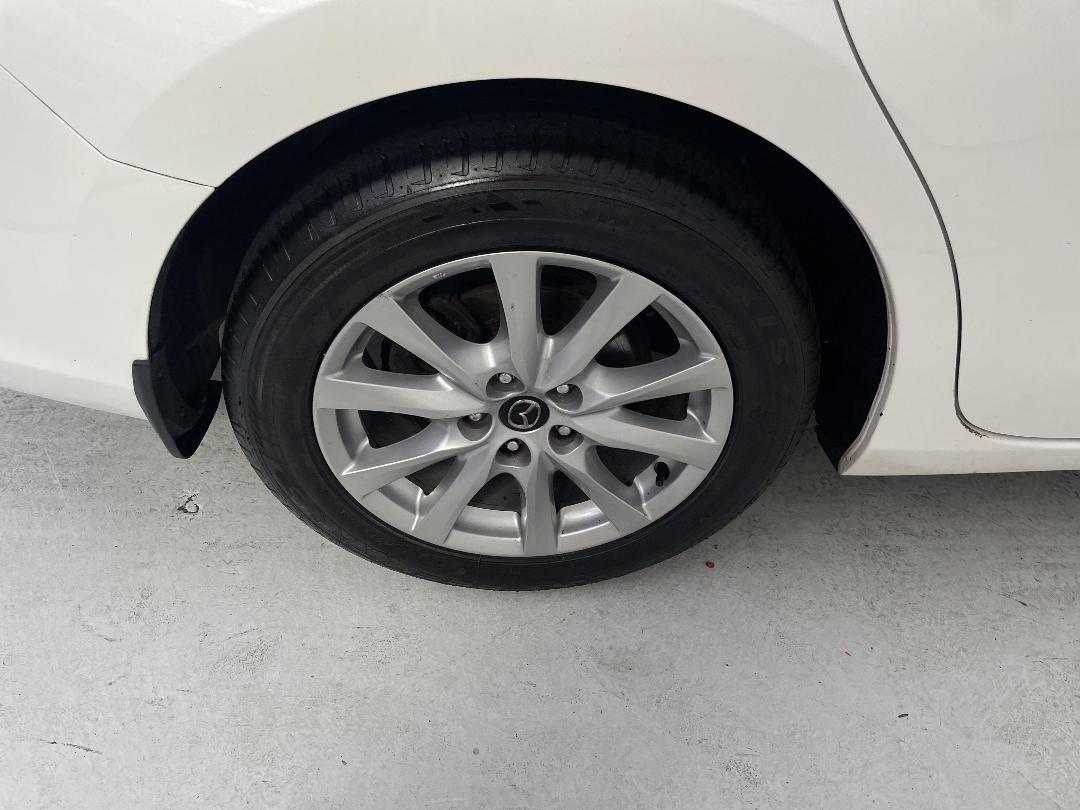 Photo '12' of Mazda Mazda6