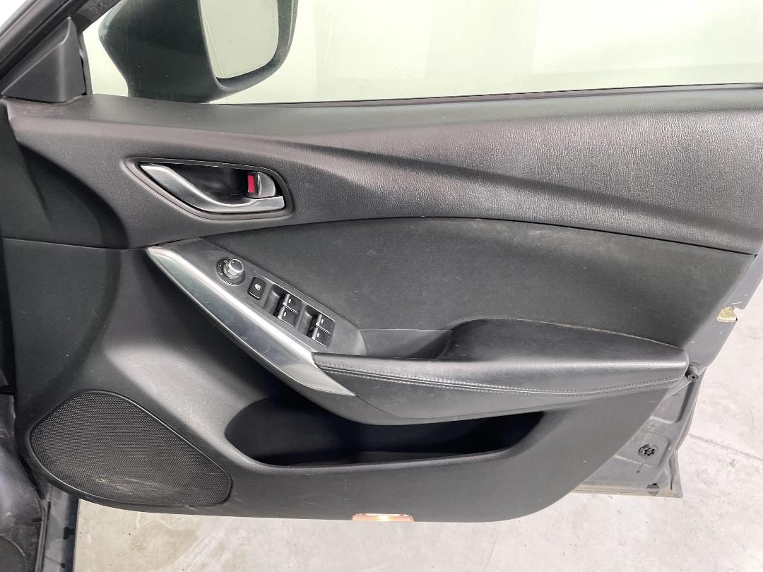 Photo '15' of Mazda Mazda6 Photo '15' of Mazda Mazda6