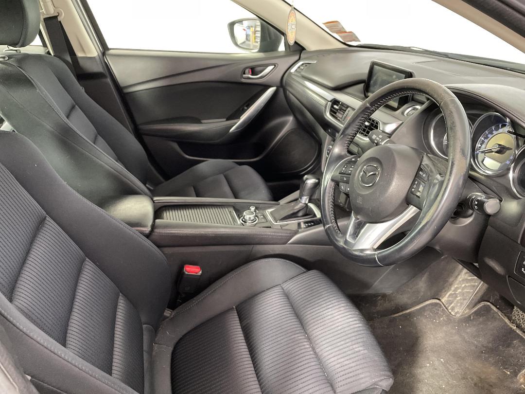 Photo '16' of Mazda Mazda6 Photo '16' of Mazda Mazda6