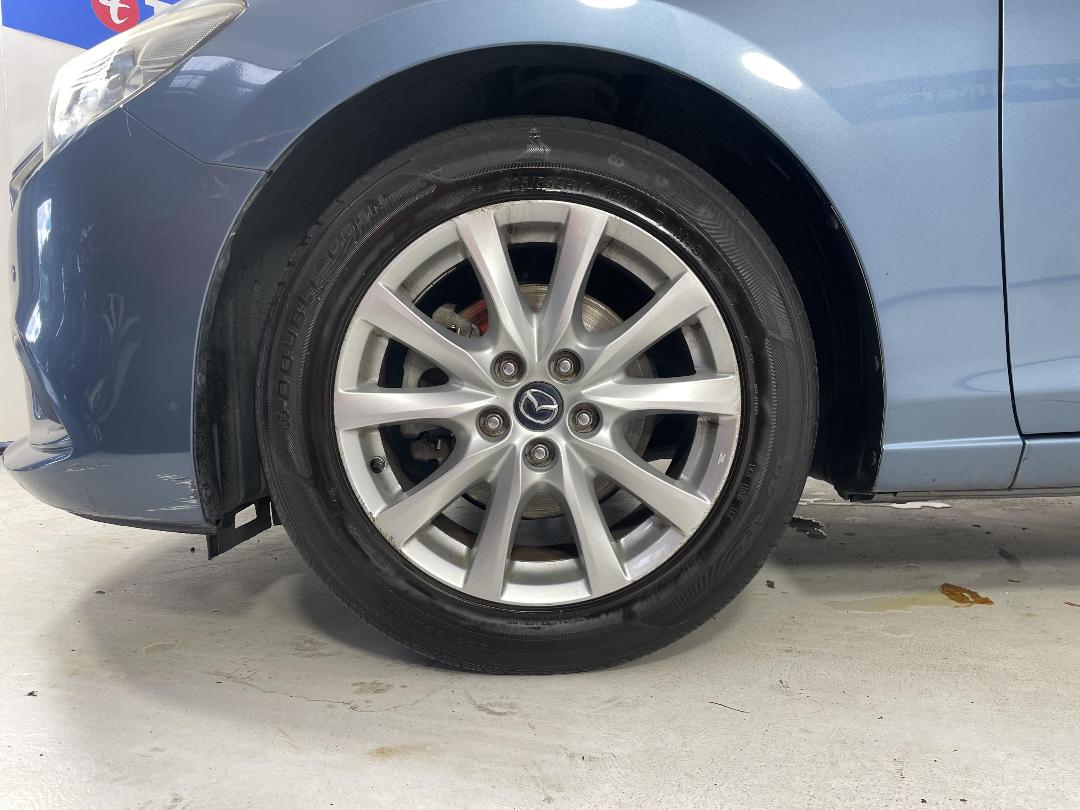 Photo '10' of Mazda Mazda6