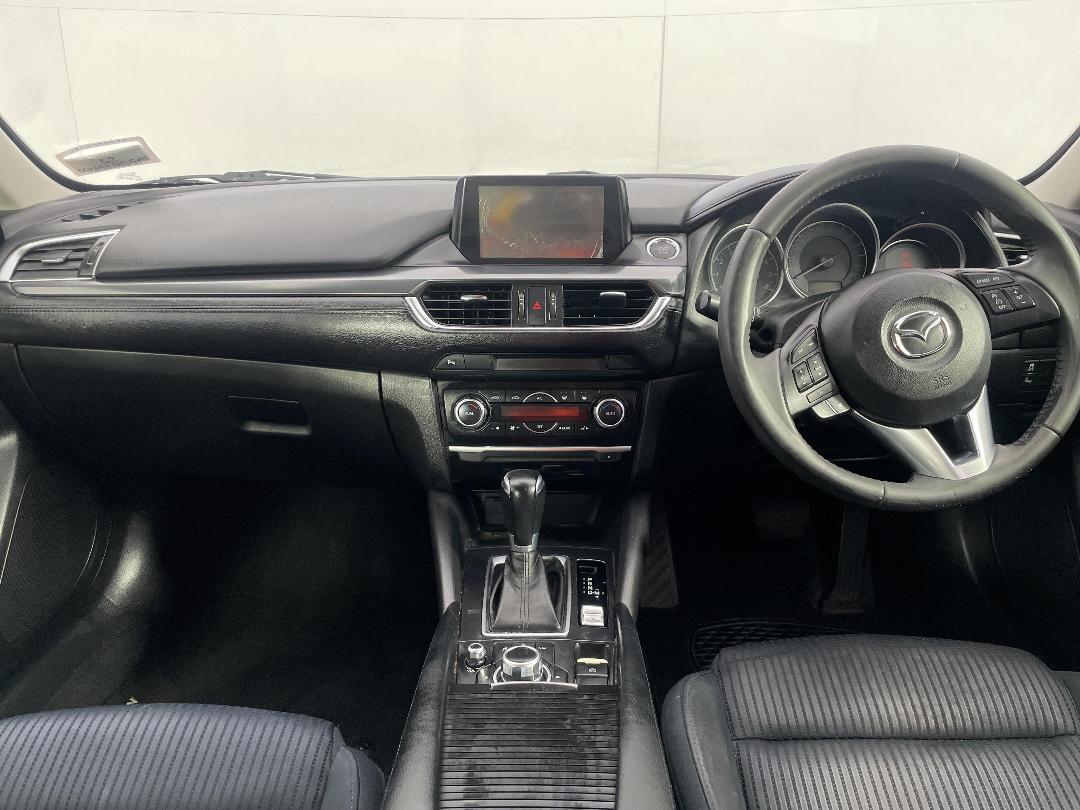 Photo '17' of Mazda Mazda6