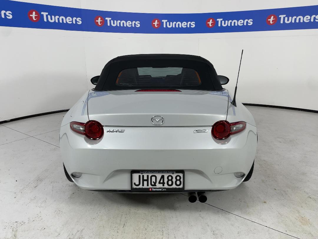 Photo '6' of Mazda MX-5