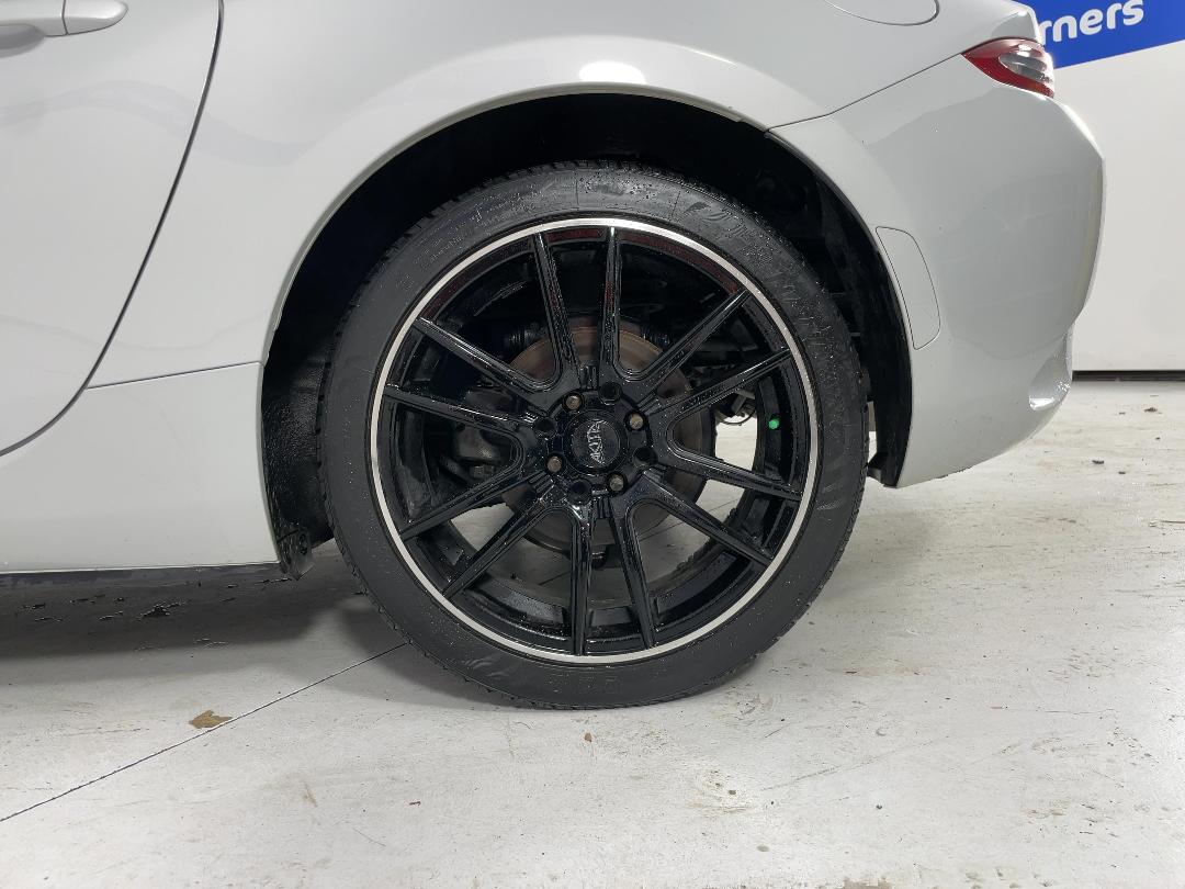 Photo '11' of Mazda MX-5