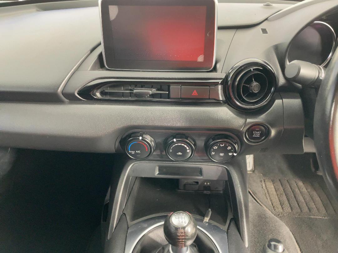 Photo '18' of Mazda MX-5